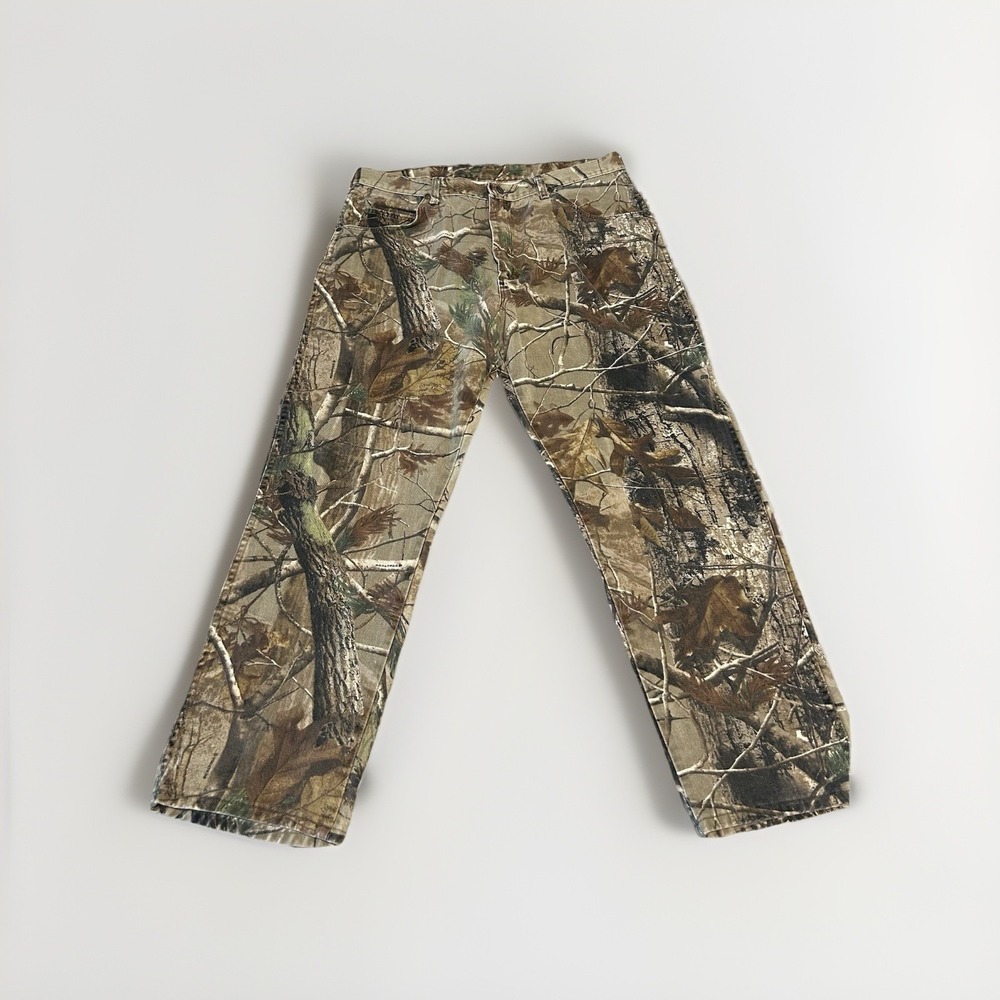 Wrangler Men’s Cargo Pants - Realtree Camouflage